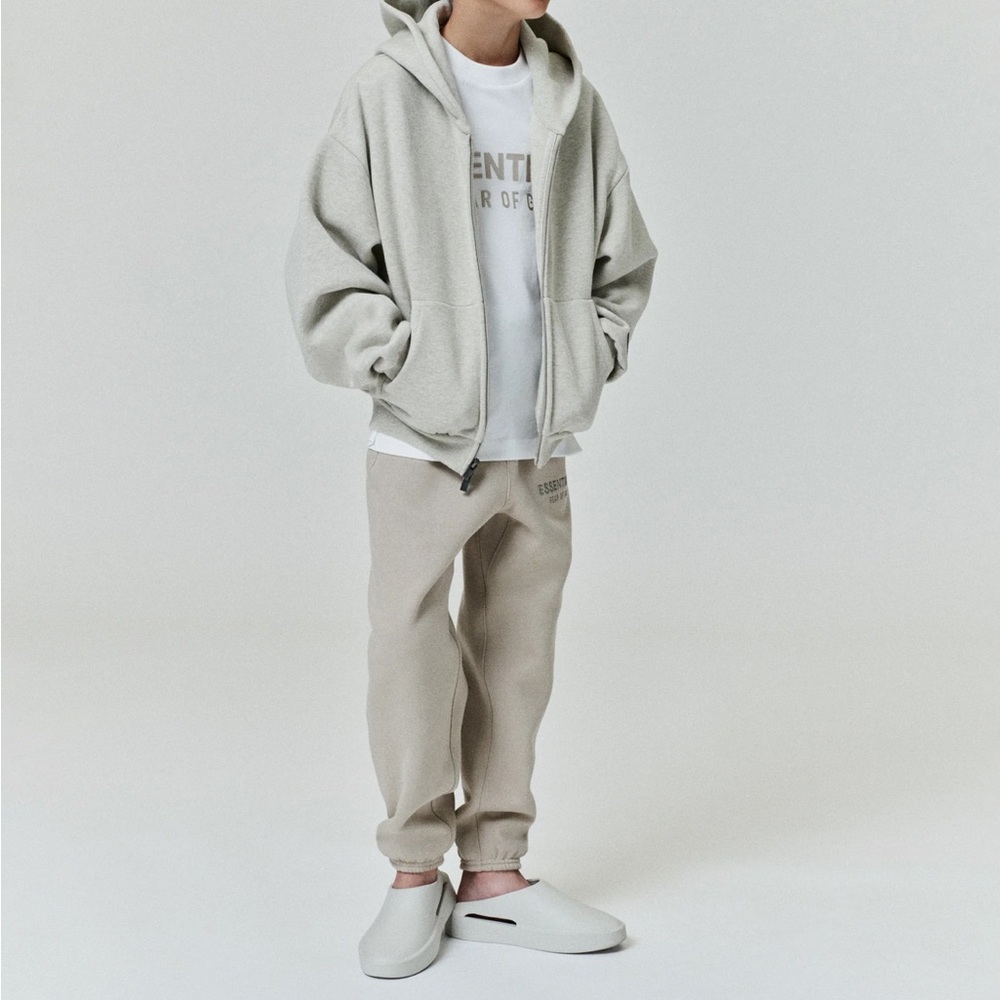 Kid Fear of God Essentials Hoodie in beige